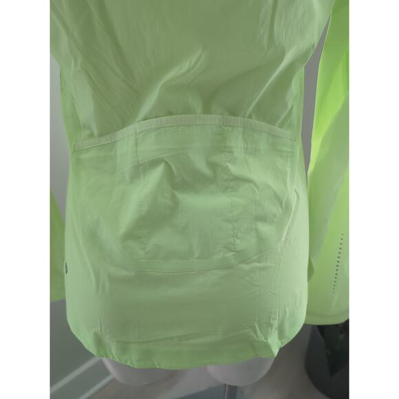 Lululemon Size 6 Fast Free Windbreaker Jacket Water Repellent Lime Yellow - Picture 6 of 8